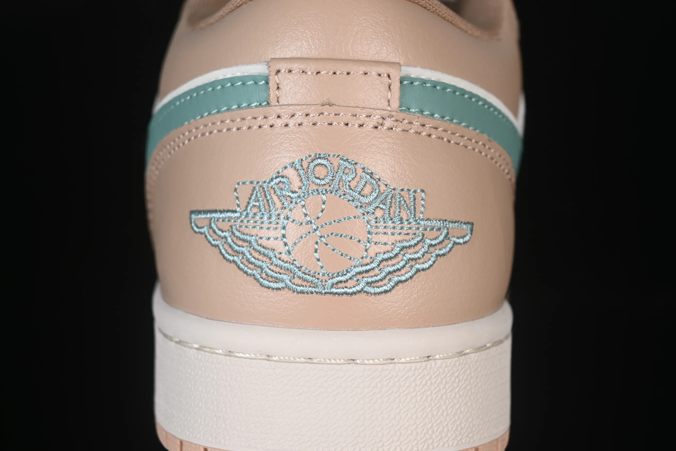 All categories Air Jordan Jordan series basketball shoes Air Jordan 1 Low Air Jordan 1 Low AJ1 Joe 1 Mi Orange low-top cultural and casual sneakers DC0774-130